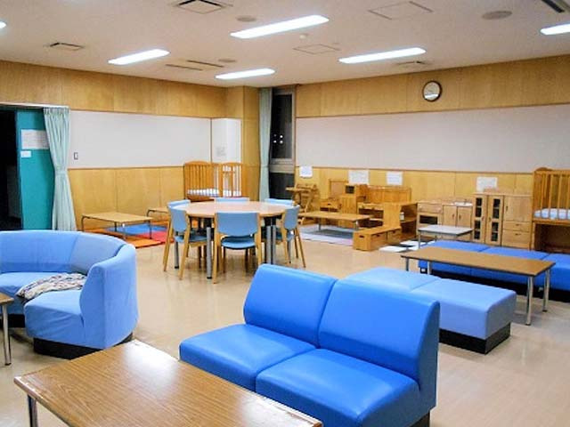 昭島市児童センターぱれっと（放課後児童支援員/学童指導員の求人）の写真3枚目：