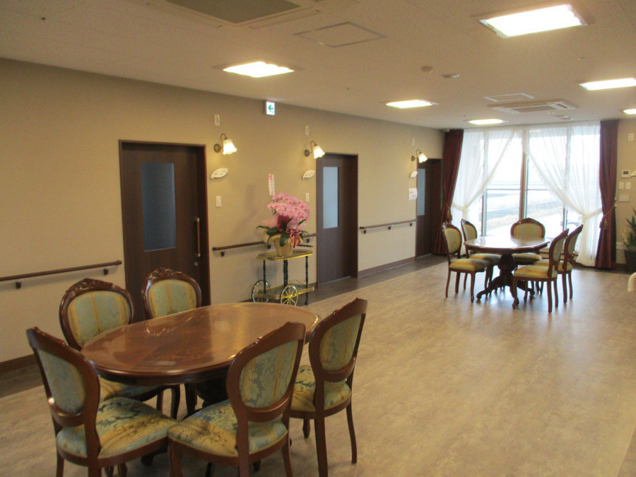 プレミアムグループホーム　フレンズハウス小川（介護職/ヘルパーの求人）の写真2枚目：