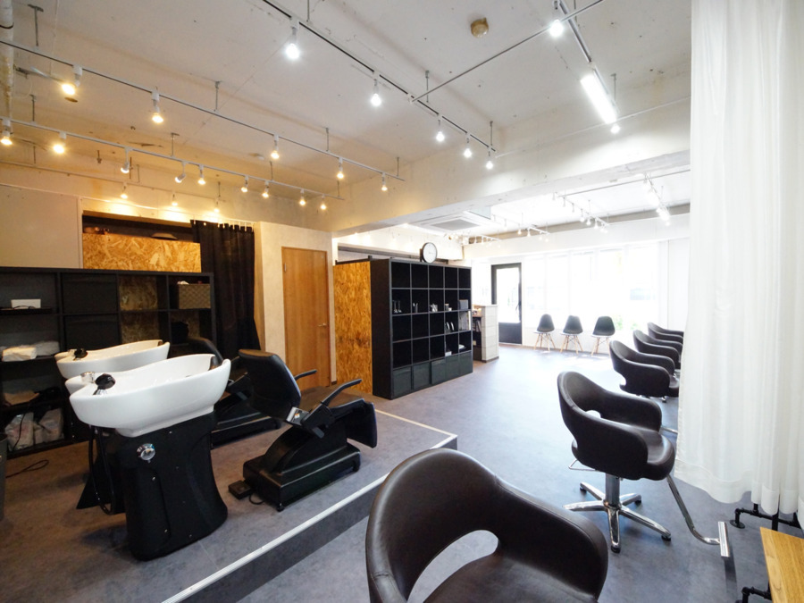 hairsBERRY 上新庄店の写真3枚目：