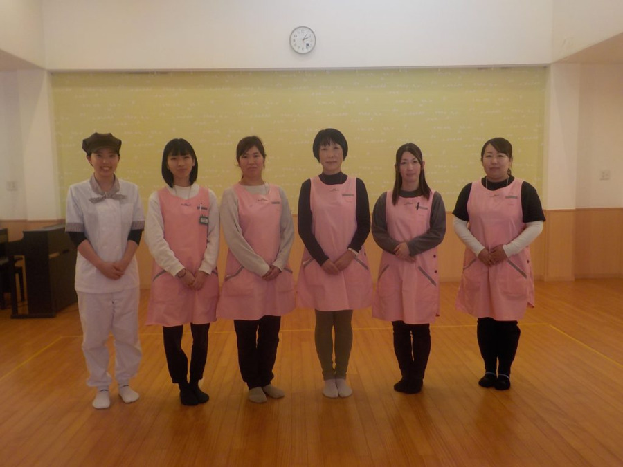 アートチャイルドケア長久手保育園(管理栄養士/栄養士の求人)の写真2枚目:アットホームな雰囲気でコミュニケーションを取りながら和気あいあいと働いています。