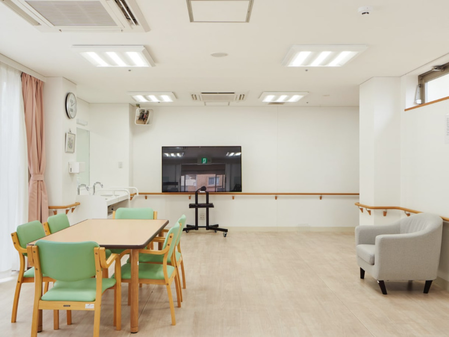 住宅型有料老人ホーム『医心館成増』（介護職/ヘルパーの求人）の写真9枚目：