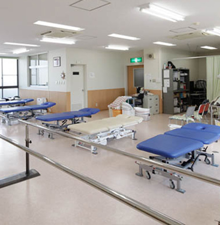 枚方東整形外科病院（理学療法士の求人）の写真2枚目：