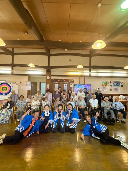 デイサービス水のさんち（介護職/ヘルパーの求人）の写真3枚目：夏祭りイベント、流しそうめんも行いました。