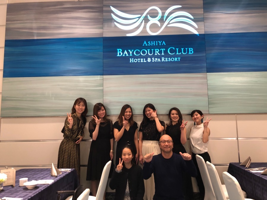 岡田歯科医院（歯科衛生士の求人）の写真6枚目：スタッフとお食事会！
