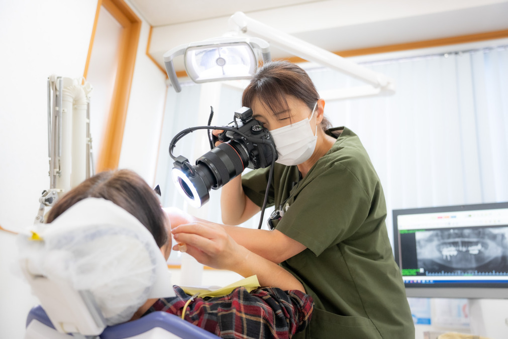 医療法人社団 五十嵐歯科医院（歯科衛生士の求人）の写真3枚目：患者担当制。予約管理も自分で行い、患者様1人1人にしっかり向き合うことができます