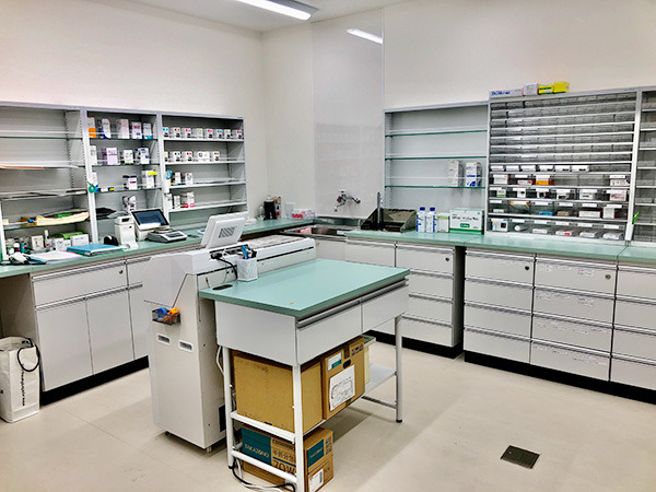 ほほえみ薬局 苅安賀店（薬剤師の求人）の写真5枚目：ほほえみ薬局 苅安賀店の内観