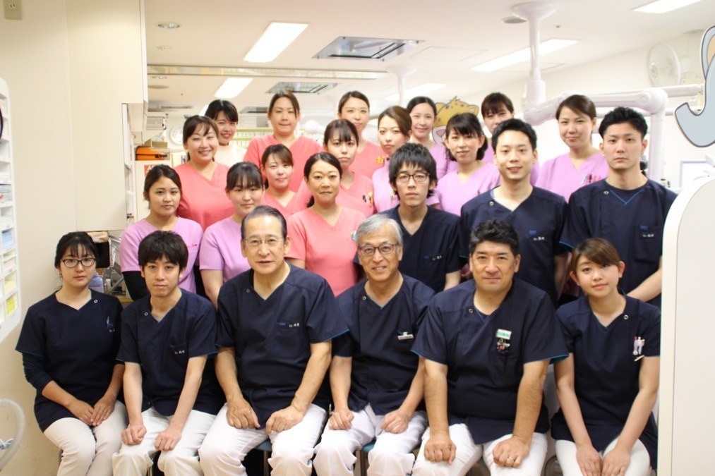 医療法人社団若歯会 ちゃいるど中野歯科医院（歯科医師の求人）の写真3枚目：チーム医療重視！歯科医師・衛生士・助手・技工士がチーとなって患者さんに対応します