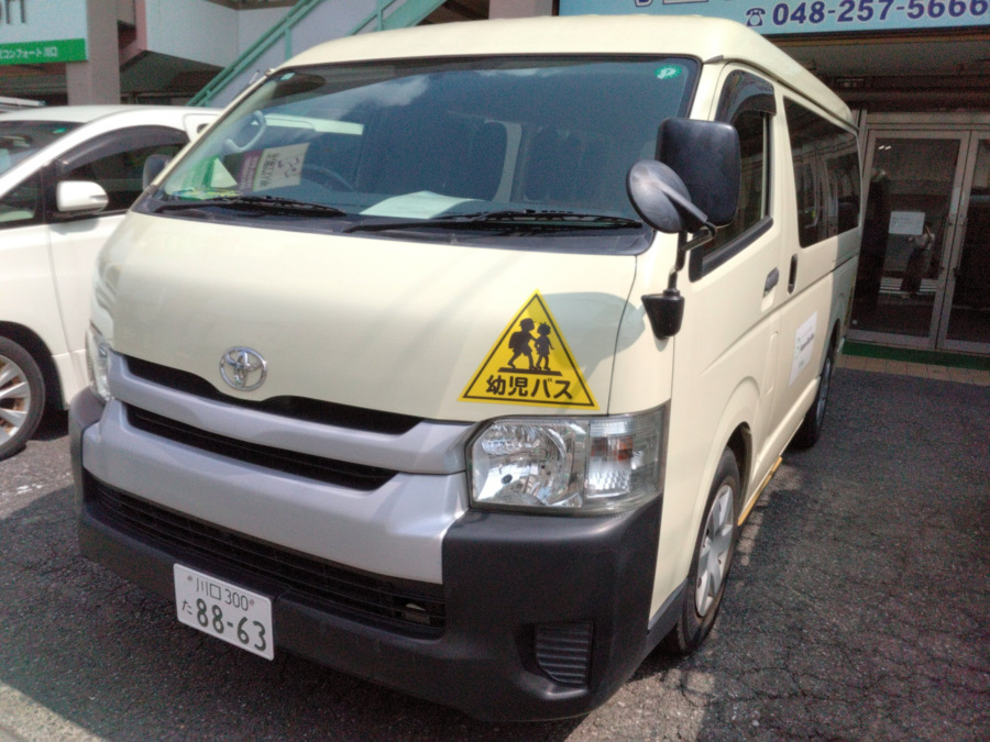 MIRAwithスクール STEP【2025年10月オープン予定】（保育補助の求人）の写真2枚目：園児送迎バス