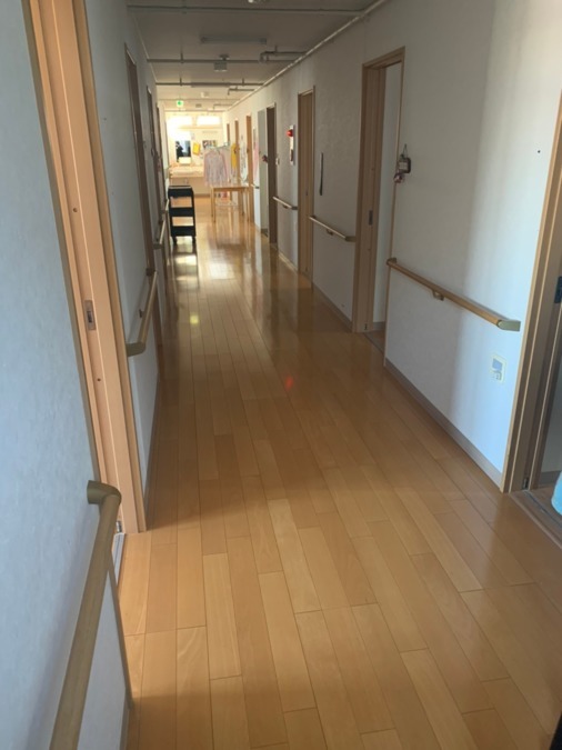 看護小規模ホームせせらぎの写真6枚目：廊下