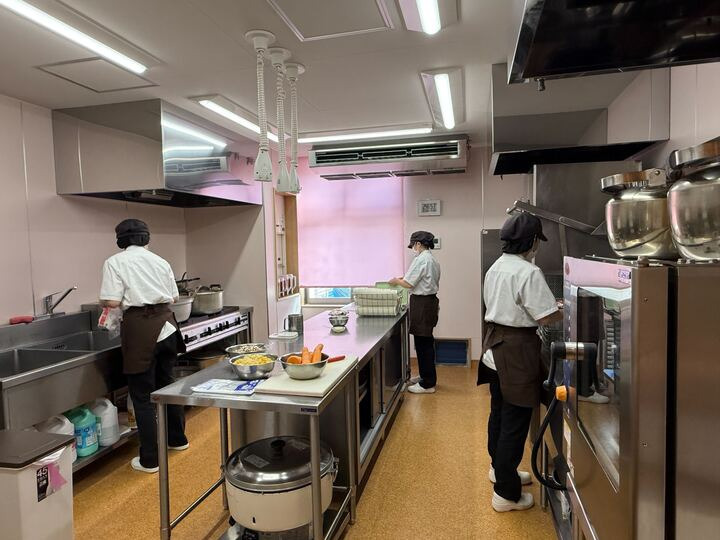 つくし保育園（調理師/調理スタッフの求人）の写真3枚目：調理室