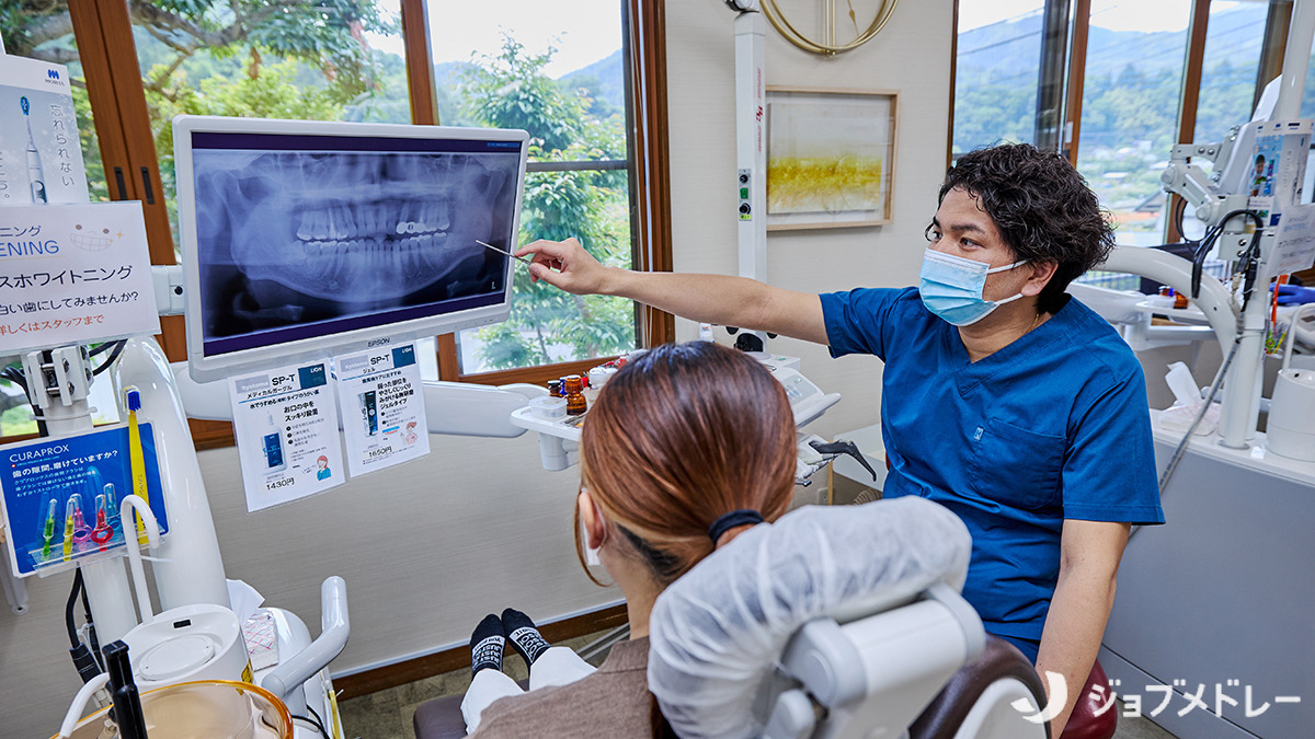医療法人小泉歯科医院の写真5枚目：一人ひとり丁寧に説明し、納得した形で治療を行っていくよう心がけています！！