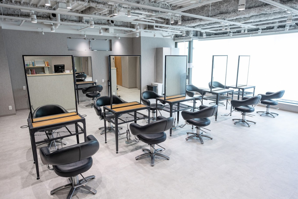 plus+one 津田沼店（美容師の求人）の写真6枚目：