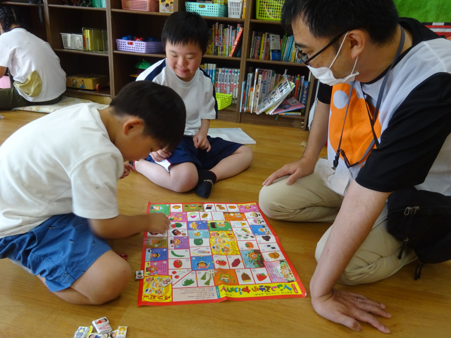 KTC放課後等デイサービス　はぐぽんおとわ公園（児童指導員/指導員の求人）の写真4枚目：自由時間の様子です！
