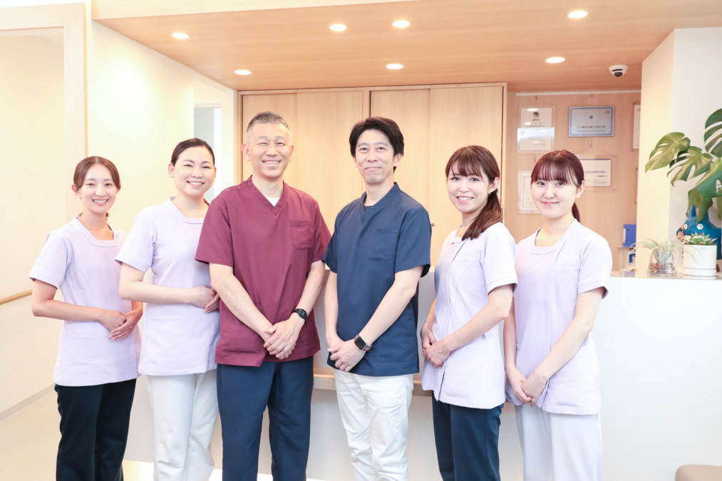 玄和堂歯科診療所（歯科助手の求人）の写真2枚目：スタッフ一同、ご応募お待ちしております。