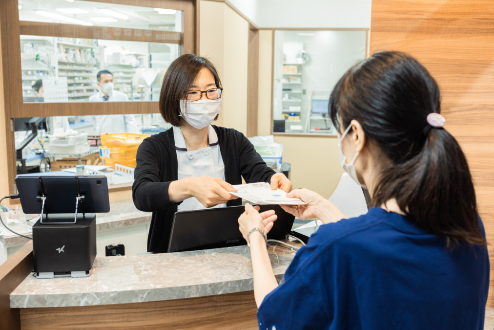 ユニカム醍醐薬局（調剤事務の求人）の写真5枚目：お気軽にご相談いただける薬局を目指しています