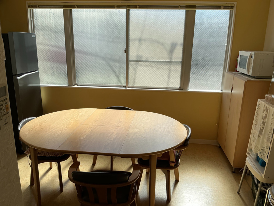 山田歯科(歯科衛生士の求人)の写真11枚目:別棟2Fスタッフの休憩室です。