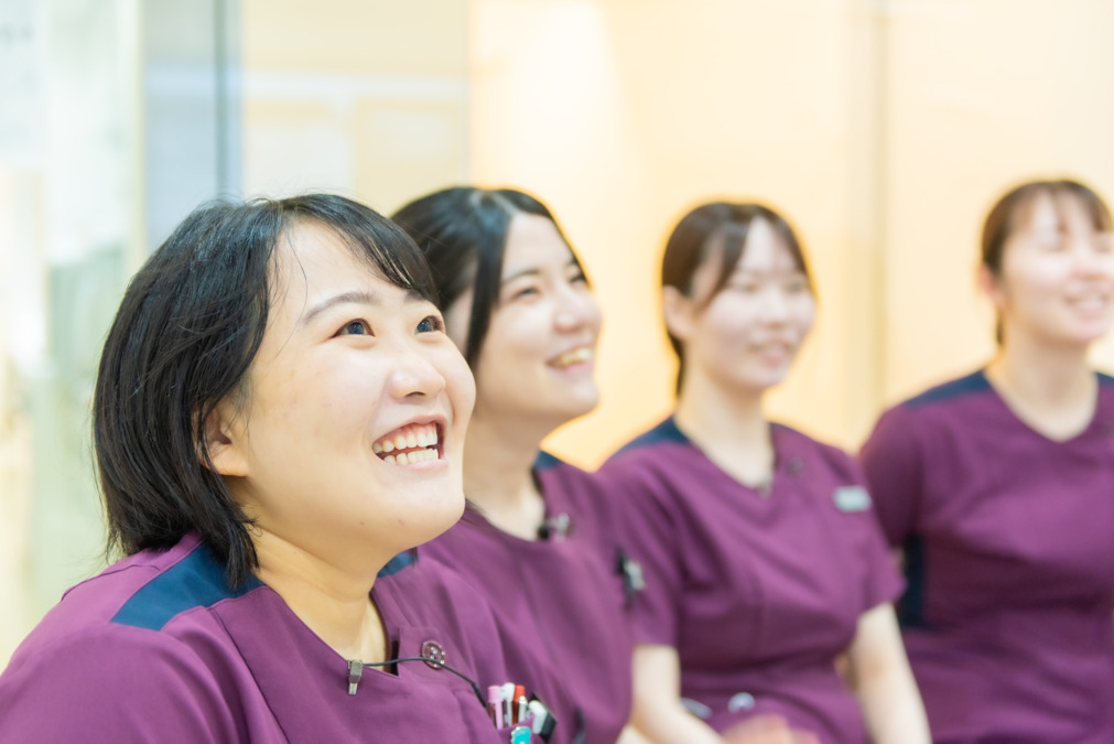 はしづめ歯科クリニック（歯科衛生士の求人）の写真2枚目：法人全体でDH13名在籍。
DHとして長く活躍できる環境です！