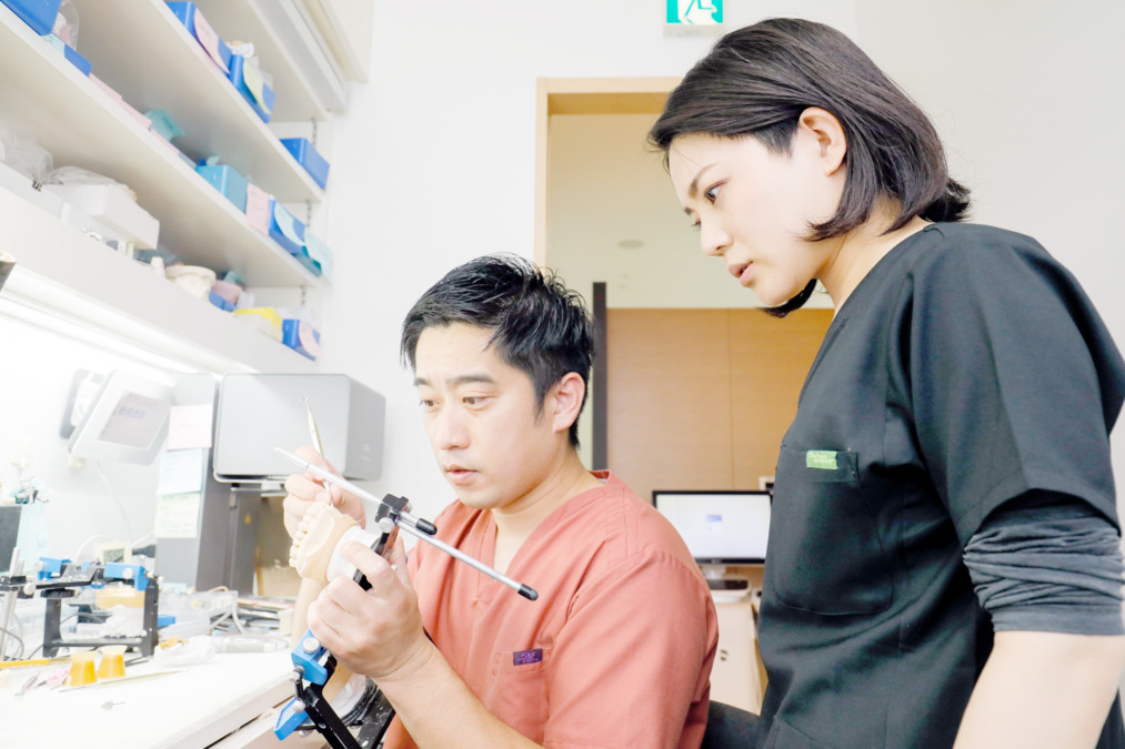 原宿デンタルオフィス（歯科技工士の求人）の写真3枚目：