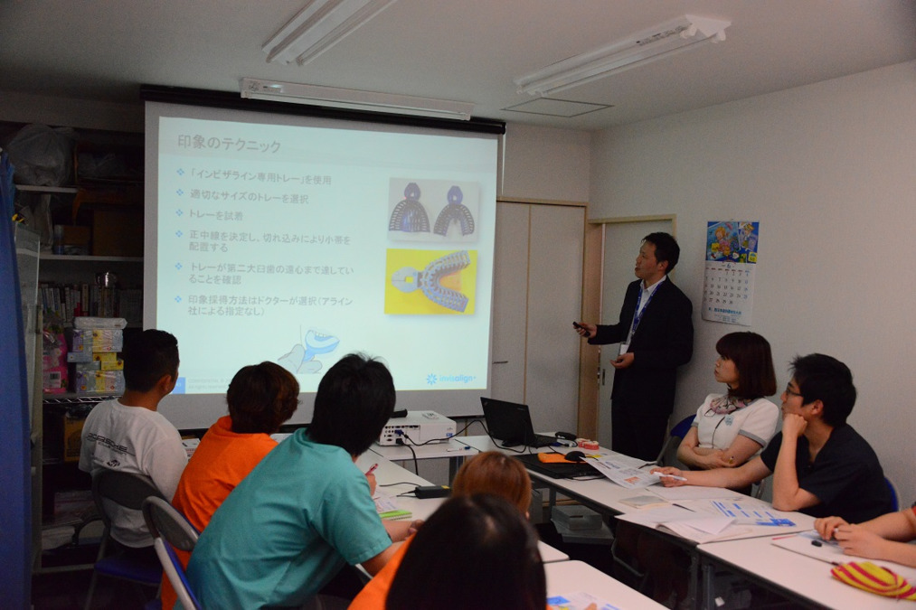 医療法人徳和会　ひまわり歯科（歯科衛生士の求人）の写真4枚目：月に1回本院にてＭＴＧを行ってスキルアップをしています
