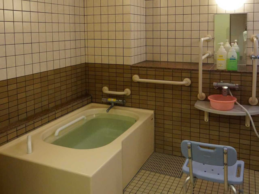 特別養護老人ホーム新吉田の写真4枚目:個浴