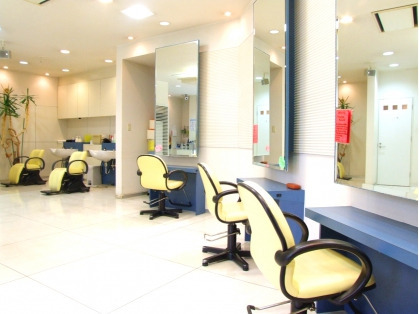 hair place CLEAR LINE 栄町店の写真2枚目：