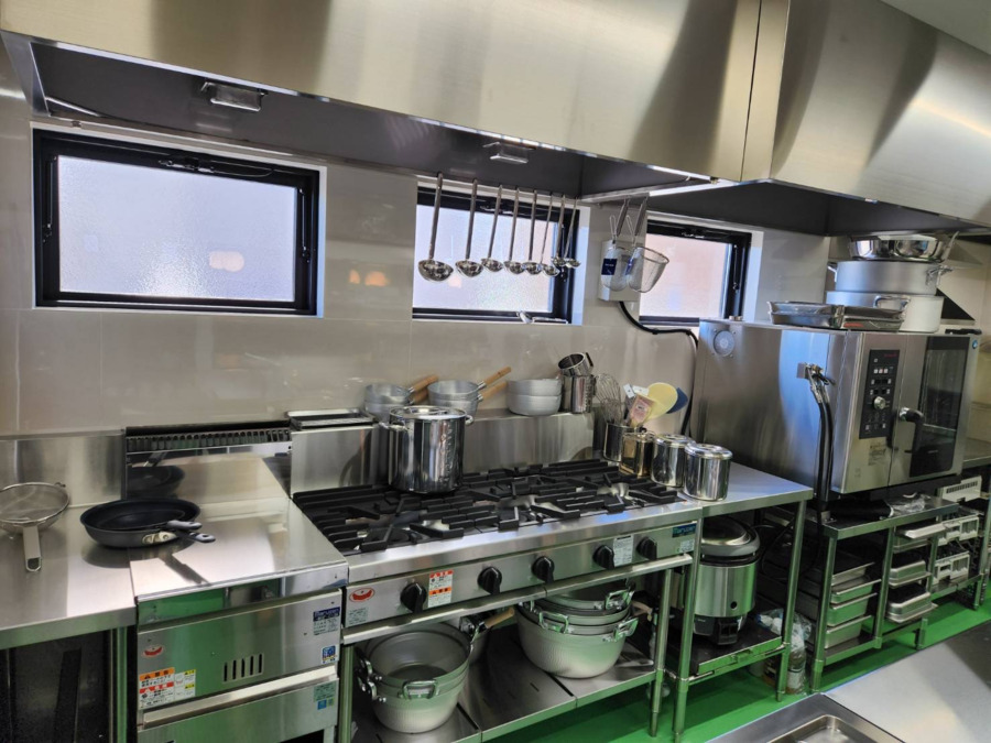 株式会社京料理花萬　サービス付き高齢者向け住宅　絆つつじの宿り厨房（調理師/調理スタッフの求人）の写真7枚目：