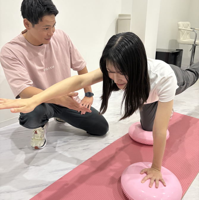 パーソナルトレーニングサロンEVOLT 美濃加茂店(インストラクターの求人)の写真3枚目: