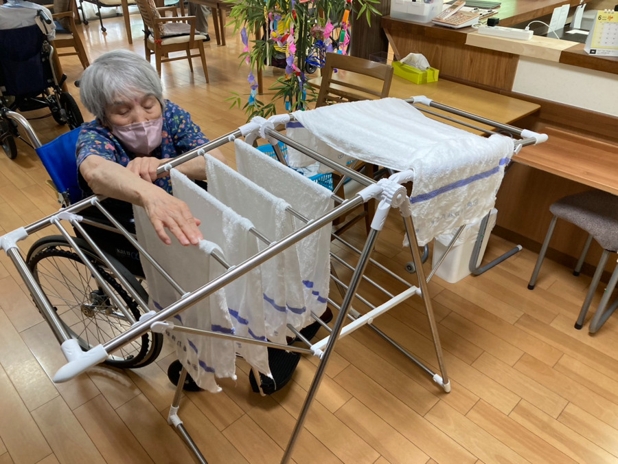 デイサービスゆうぜん鵠沼の写真3枚目：生活リハビリで機能維持を図っています