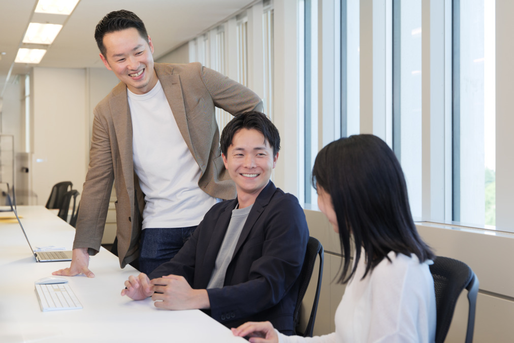 株式会社LAVA International(青山オフィス)の写真5枚目:オフィス