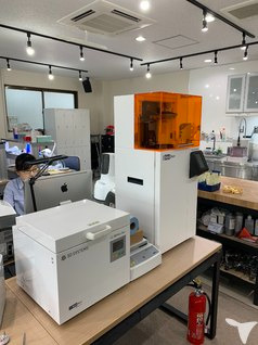 株式会社サイカンパニー（歯科技工士の求人）の写真6枚目：ＮｅｘｔＤｅｎｔ５１００　導入
