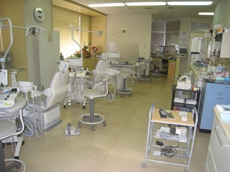 松尾歯科医院（歯科衛生士の求人）の写真2枚目：診療室