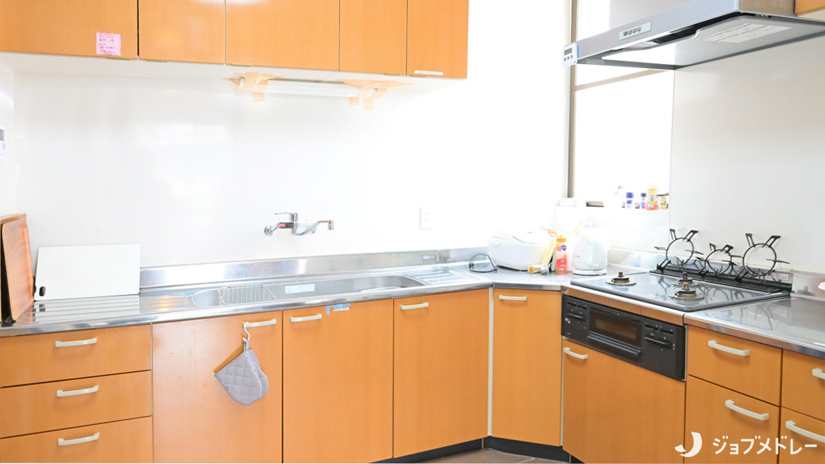 ラ・メゾン大原の写真9枚目：毎日のお食事をご用意しているキッチンです