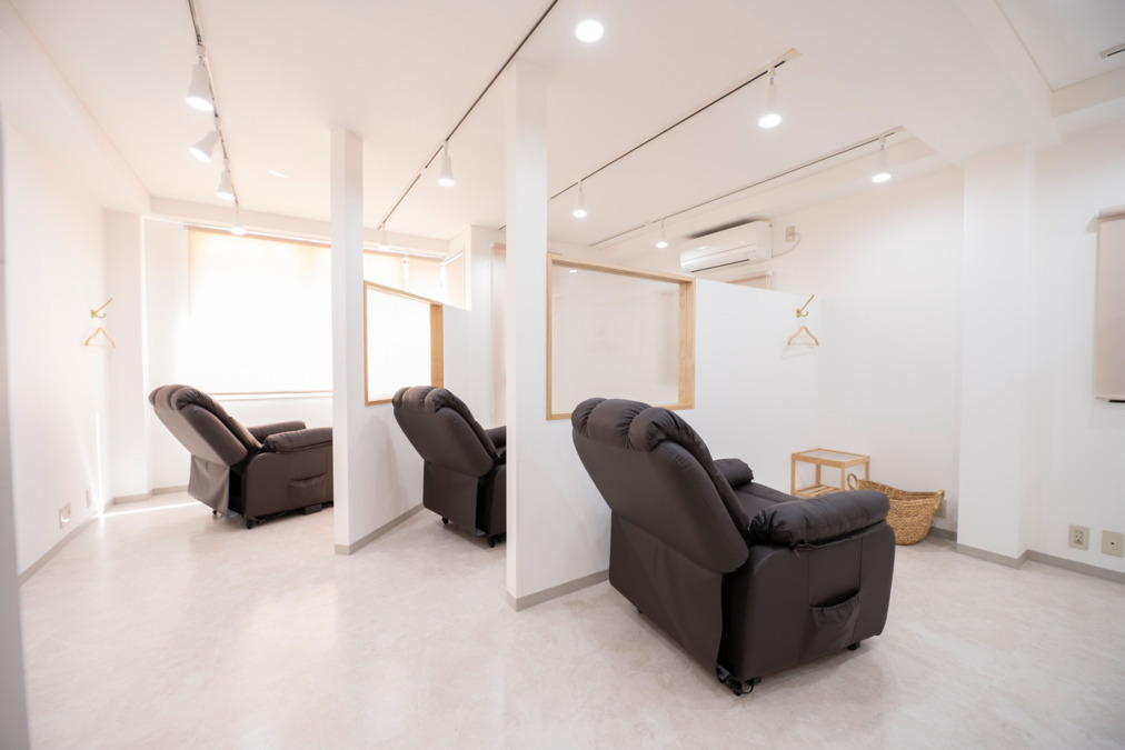 lia亀戸店の写真2枚目：未経験/経験者アイリスト募集中◎