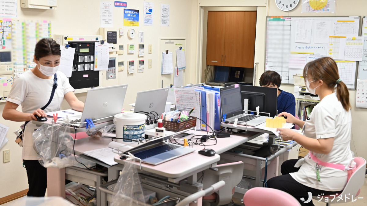 平和病院（医療事務/受付の求人）の写真10枚目：さまざまな職員が協力しあっています