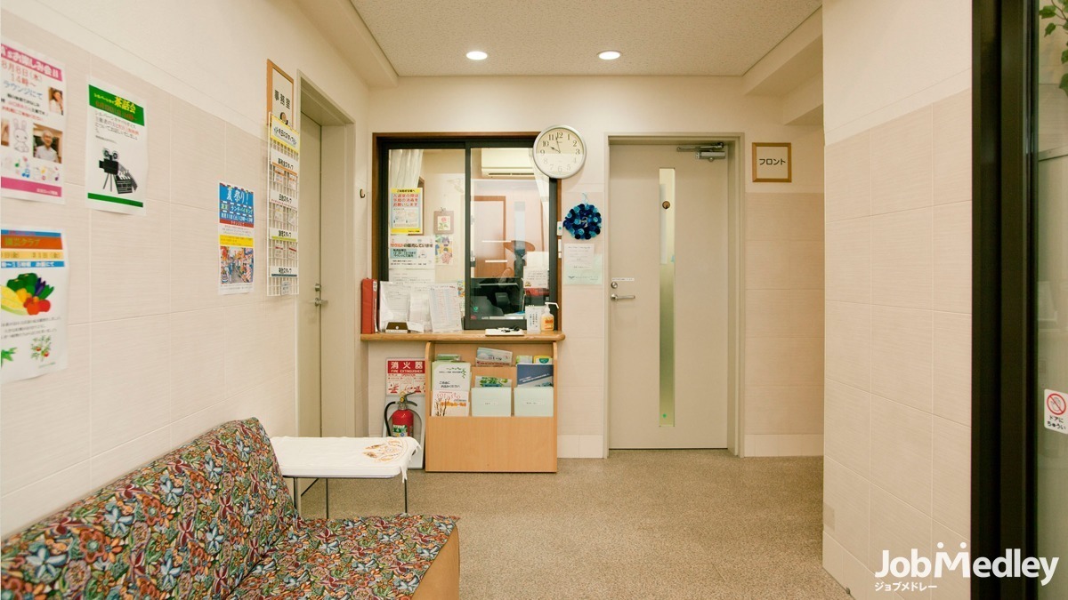 サービス付き高齢者向け住宅 友友ビレッジ昭島の写真5枚目：フロントです