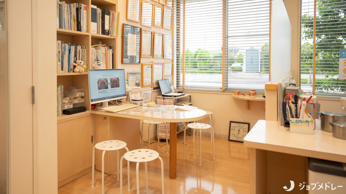 あおきファミリー歯科（医療事務/受付の求人）の写真7枚目：カウンセリングスペースです