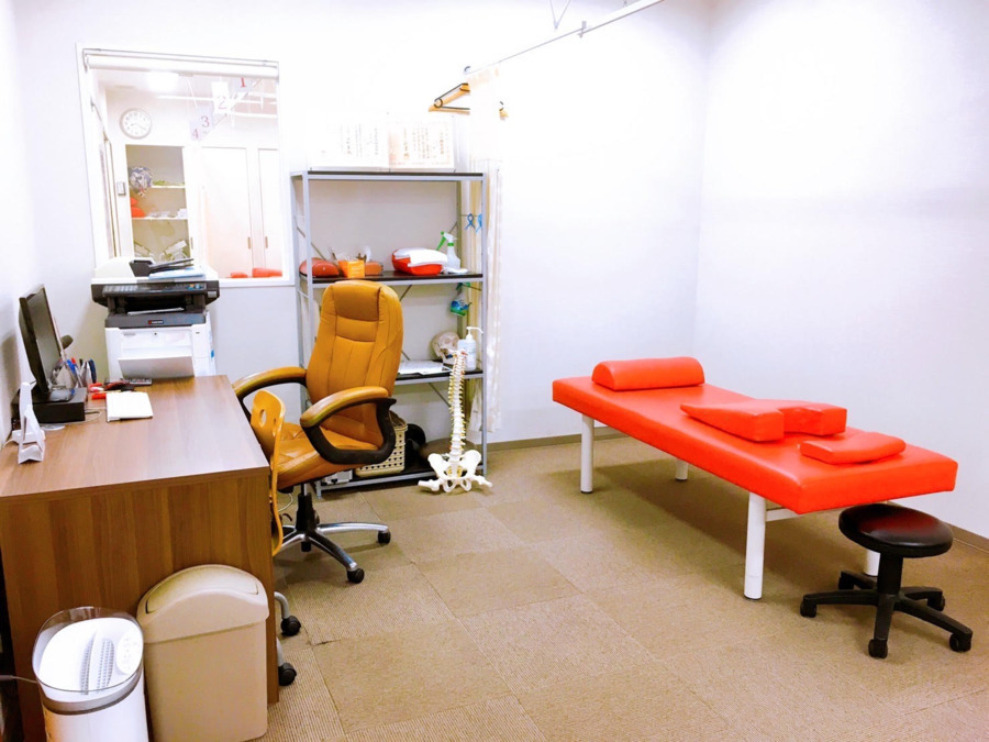 ほねつぎ吉原はりきゅう接骨院（鍼灸師の求人）の写真2枚目：