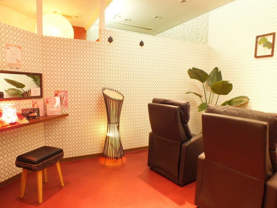 Nail&Eyelash LUXUEUX ホテル日航福岡店の写真5枚目：