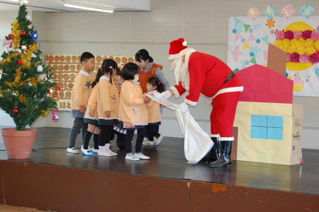 座間孝道幼稚園（幼稚園教諭の求人）の写真2枚目：
