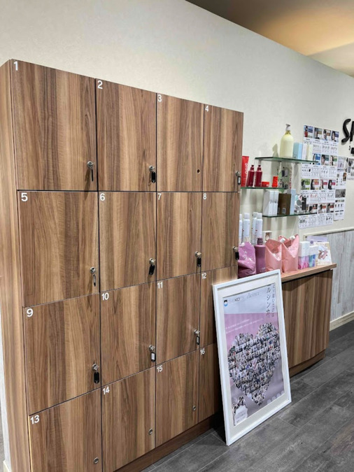 SHINY 千住大橋店（美容師の求人）の写真5枚目：