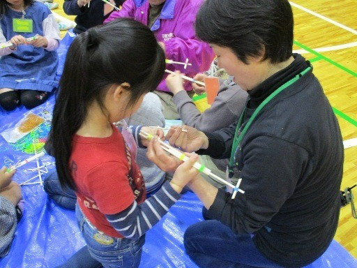 峡田小学校にこにこすくーる（放課後児童支援員/学童指導員の求人）の写真2枚目：子ども達の成長が間近で感じれれるお仕事です♪