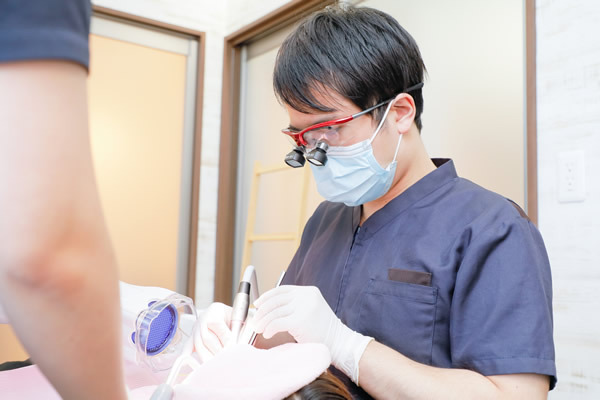  医療法人社団千友会　幕張歯科・矯正歯科（歯科医師の求人）の写真2枚目：