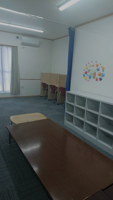 放課後等デイサービス　ひかり（保育士の求人）の写真3枚目：集中できる環境での支援となります。
