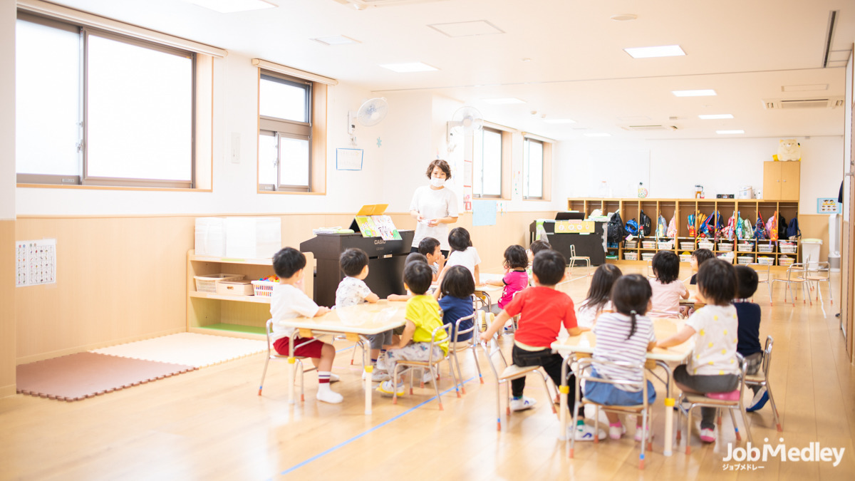 ほっぺるランド牛込（保育士の求人）の写真7枚目：子どもたちとともに成長したり、関係を築いたり、充実した毎日を過ごせる職場です