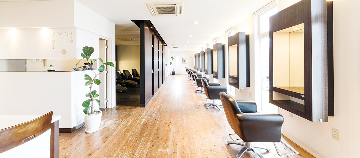 UN JOUR HILLSの写真