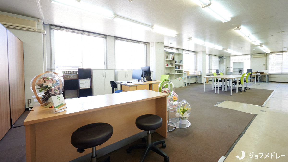 就労継続支援B型事業所　だいこん畑β　住之江店【2025年04月01日オープン】の写真7枚目：利用者さま一人ひとりに合わせた業務環境を整えています