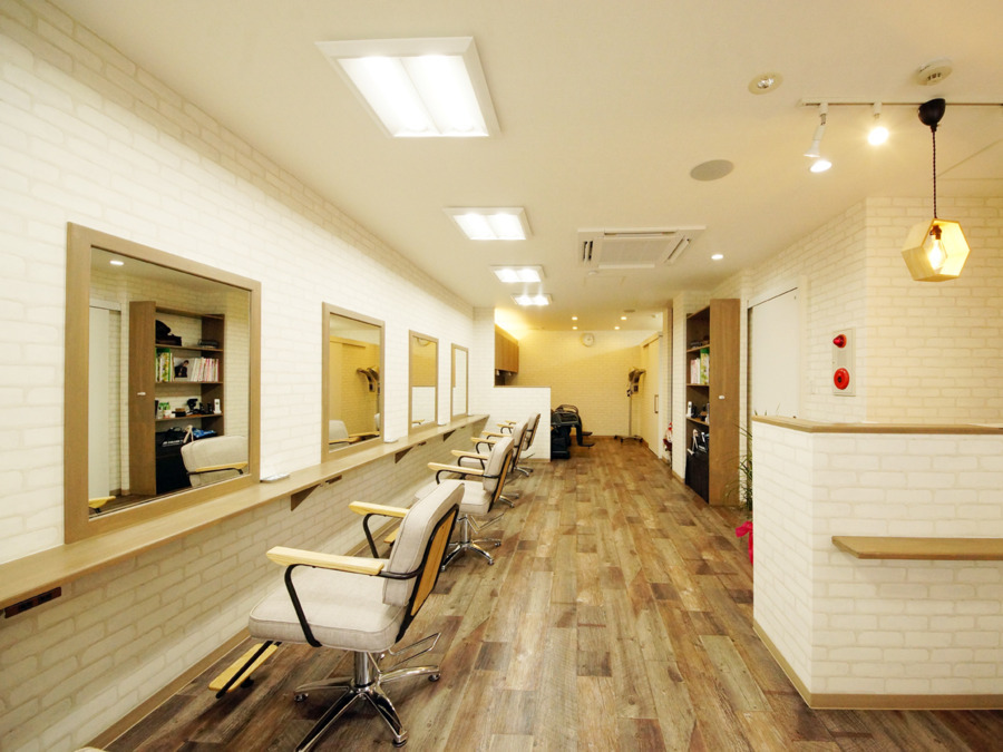 hairsBERRY 大和田店の写真2枚目：