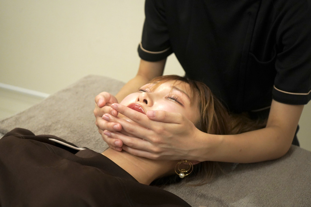 Bellega 小顔矯正/小顔ヘッドスパ/小顔リフト 恵比寿店【ベルガ】 【2025年07月12日オープン】の写真3枚目: