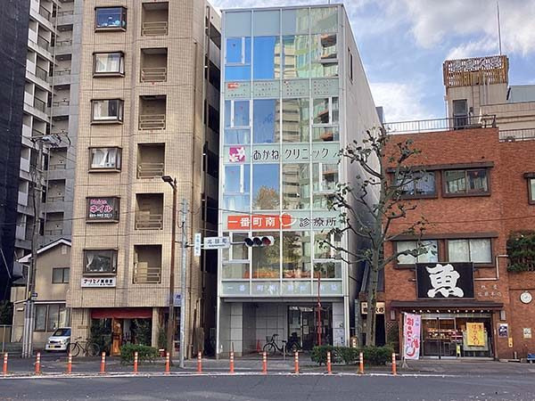 株式会社アイセイ薬局　アイセイ薬局　一番町南店（薬剤師の求人）の写真2枚目：アイセイ薬局　一番町南店の外観