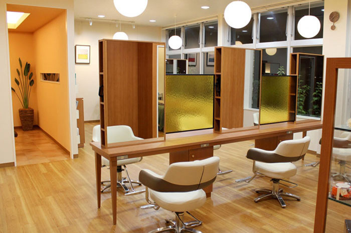 AMAZING HAIR千歳店の写真